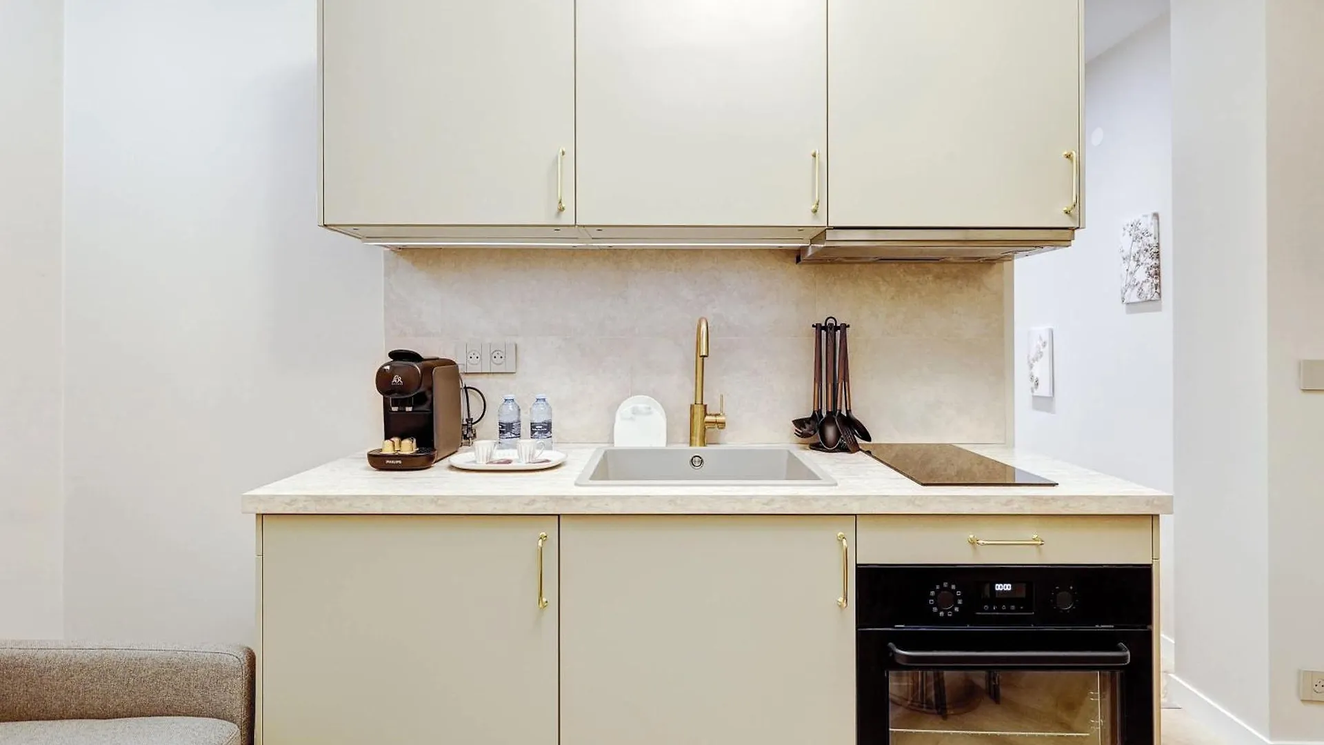 Apartamento Charming Studio With A-C París Francia